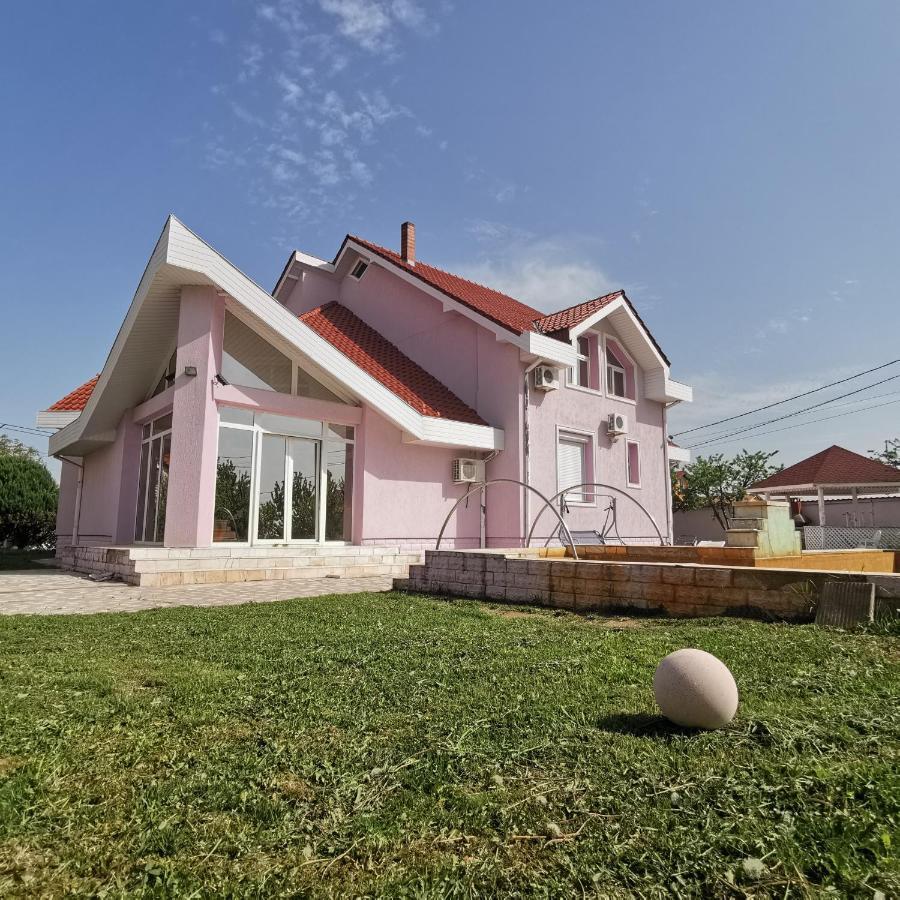 Vila Angela Felix Hotel Sînmartin Екстериор снимка